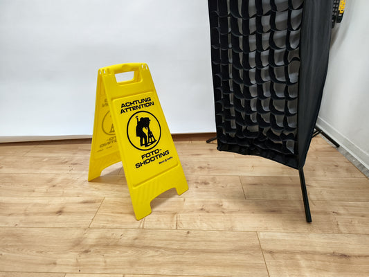 Warn-Aufsteller gelb "Achtung Fotoshooting"